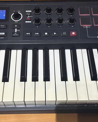 Novation IMPULSE 25