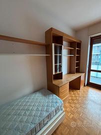 Armadio, scrivania e 2 letti (anche singolarmente)