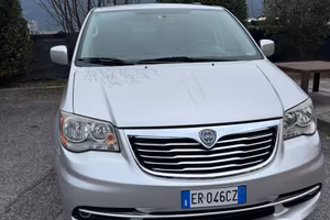 Lancia Voyager 2.8 Turbodiesel - Allestimento Gold