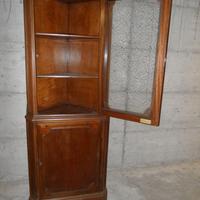 Vetrina Angolare in Legno