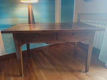 tavolo antico in noce