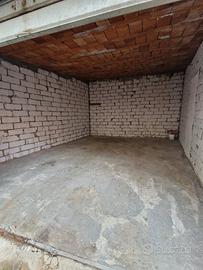 Magazzino garage