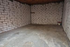 Magazzino garage