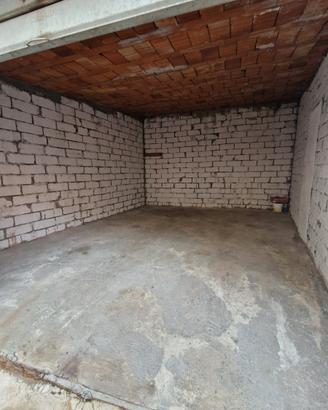 Magazzino garage