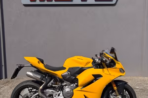 Ducati Panigale V2 S