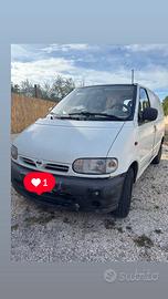 Nissan vanette Ricambi intero
