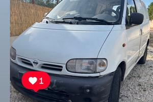 Nissan vanette Ricambi intero
