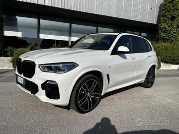 BMW X5 xdrive40d mhev 48V Msport auto