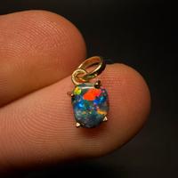 Opale Nero/Multicolor con oro 1 g - Australiano