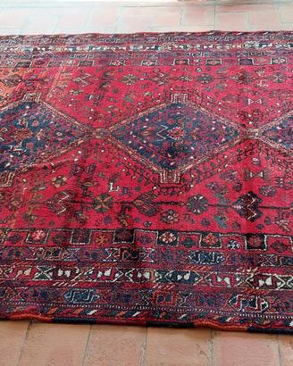 tappeto persiano cm 197x220 con disegni tribali 