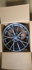 4 cerchi Nuovi 18 Audi A3 A4 A6 Q3 TT Q2