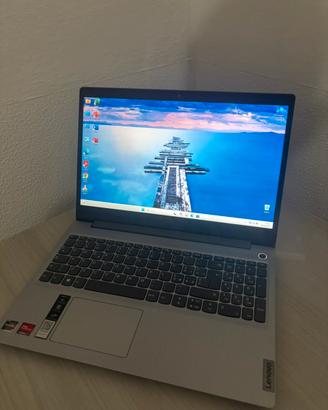 Lenovo IdeaPad3 Ryzen 5 / 4GB RAM / SSD 128GB