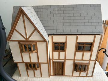 Casa per piccole bambole