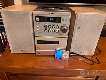 Micro Hi-Fi Aiwa XR-EM200 + Apple IPod Nano 3 gen.