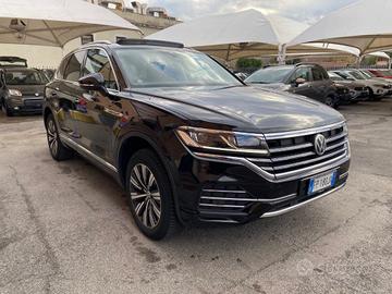 VOLKSWAGEN Touareg 3.0TDI 286 CV Advanced "poss