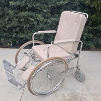sedia a rotelle " wc comoda" per anziani