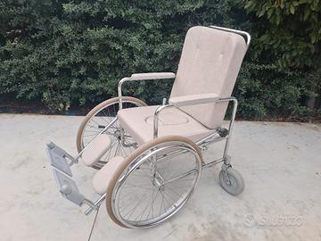 sedia a rotelle " wc comoda" per anziani