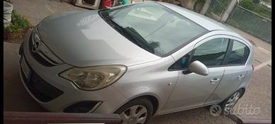Opel Corsa D 85 cv