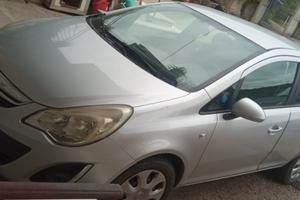 Opel Corsa D 85 cv
