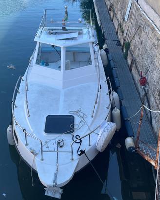 Aquamaster 700 e diritto di ormeggio