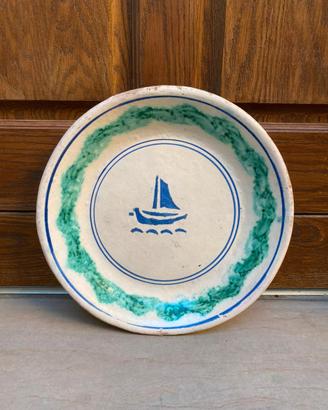 Fangotto piatto ceramica Caltagirone Sicilia barca