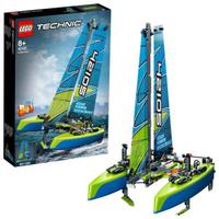 Lego Technic 42105 Catamarano