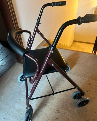 Deambulatore rollator con seduta e freno automatic