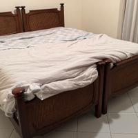 Letto matrimoniale in legno stile classico rete