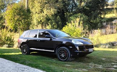 Porsche Cayenne ben curato!