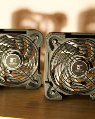 2x Noctua NV-FS2 ventole con controller