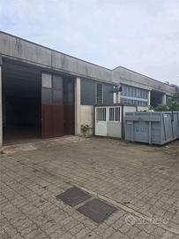 Magazzino a Mariano Comense