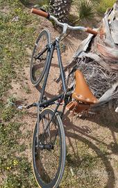 telaio bianchi anni '70 restaurata 