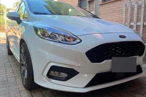 FORD FIESTA ST-LINE