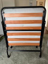 Letto brandina pieghevole come nuovo
