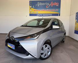 TOYOTA Aygo 1.0 VVT-i 69 CV 5 porte x-play TSS