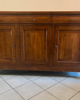 Credenza in arte povera