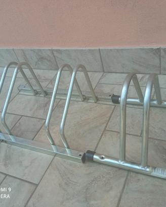 pre.zzo re.ga.loPorta biciclette in ferro zincato 