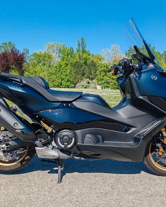 Yamaha TMAX 560 Tech Max (2022) | 12.000 km |