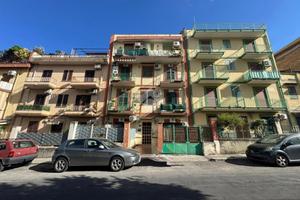 3 LOCALI A PALERMO