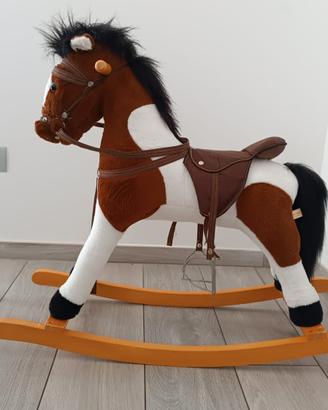 Cavallo a dondolo