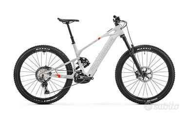 Mondraker Crafty Carbon R| Nuova