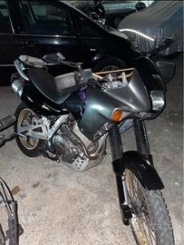 Honda dominator 650 1990
