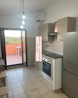 CAPENA TRILOCALE ARREDATO Con TERRAZZO PRIVATO