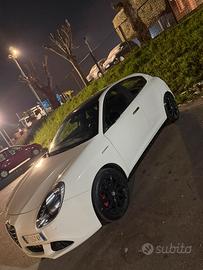 alfa romeo giulietta quadrifoglio