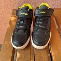 Scarpe Geox bambini taglia 29