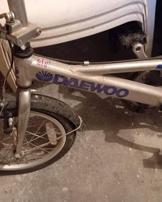 Daewoo Shuttle,  bicicletta pieghevole