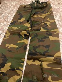 Pantaloni caccia e zainetto