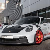 Porsche 911 GT3 RS Weissach