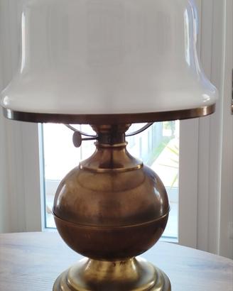 lampada d'antiquariato 