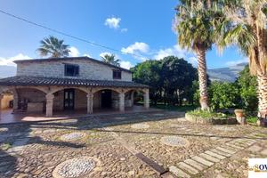 SPLENDIDO CASALE IN PIETRA IN ZONA CARINI